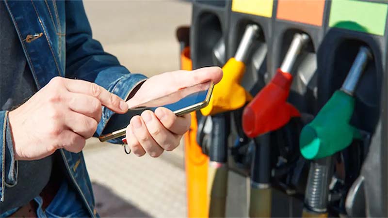 Complete List of Gas Stations That Take Apple Pay